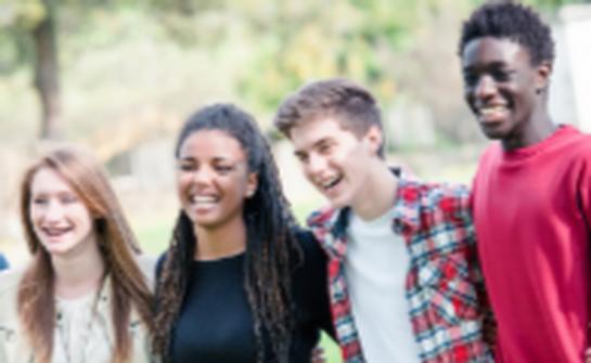 Jugendliche stellen Fragen Jugendliche stellen Fragen